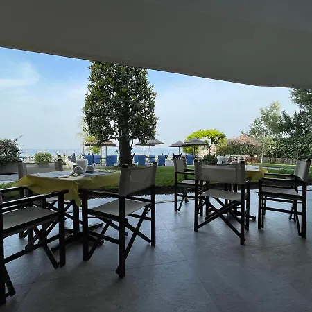 Le Petit Du Bed & Breakfast Sirmione