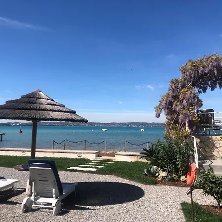 Bed & Breakfast Le Petit Du 4*