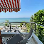 B&B Le Petit Du 4*