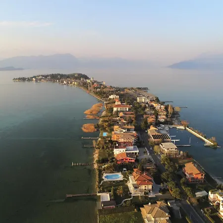 Bed & Breakfast Le Petit Du Lac Sirmione